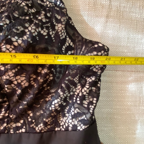 Chi Chi London Black Lace Crinoline Flare Holiday Party Event Dress- Sz-20 - Picture 13 of 16